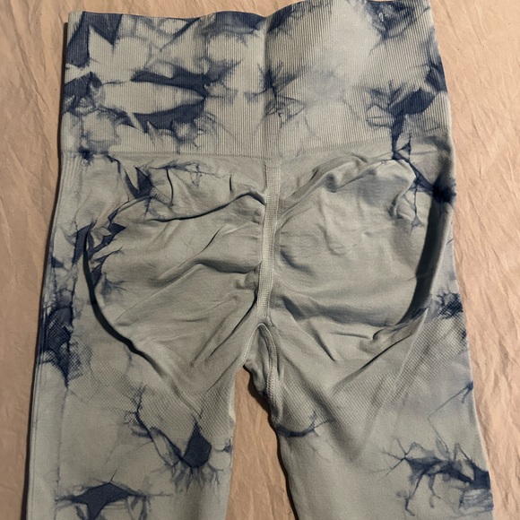 Shein Leggings - Picture 2 of 4